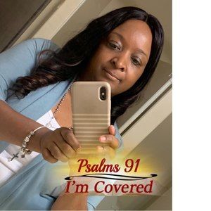 Meet your Posher, Lori